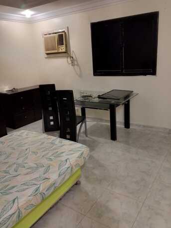 Jeddah, Apartments/Houses, SAR 1200/month,  Studio,  One Single Separate Room In 2bedroom Flat SAR 1200 With Electricity & Water Included