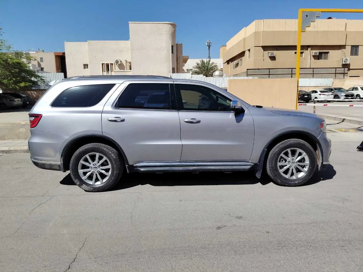 Riyadh, Vehicles, Cars & Trucks , SAR 50000,  Dodge Durango V6 3.6L,  2016,  Automatic,  199 KM,  Car For Sale