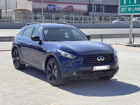 Manama, Vehicles, Cars & Trucks , BHD 3700,  Infiniti QX-70,  2015,  Automatic,  180400 KM,   /  (Blue)