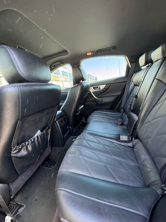 Manama, Vehicles, Cars & Trucks , BHD 3700,  Infiniti QX-70,  2015,  Automatic,  180400 KM,   /  (Blue)