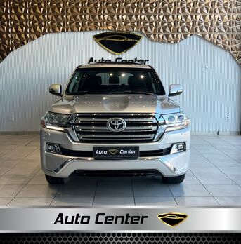 Riffa, Vehicles, Cars & Trucks , BHD 16500,  TOYOTA LAND CRUISER GXR V8 2016 SILVER,  2016,  Automatic,  127000 KM,