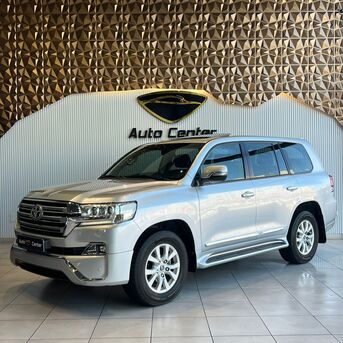 Riffa, Vehicles, Cars & Trucks , BHD 16500,  TOYOTA LAND CRUISER GXR V8 2016 SILVER,  2016,  Automatic,  127000 KM,