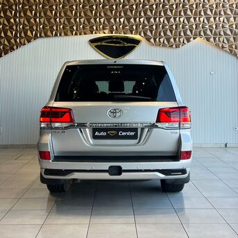 Riffa, Vehicles, Cars & Trucks , BHD 16500,  TOYOTA LAND CRUISER GXR V8 2016 SILVER,  2016,  Automatic,  127000 KM,