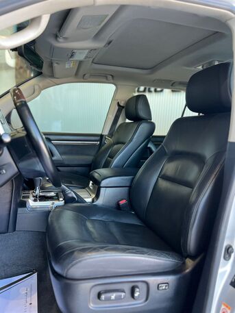 Riffa, Vehicles, Cars & Trucks , BHD 16500,  TOYOTA LAND CRUISER GXR V8 2016 SILVER,  2016,  Automatic,  127000 KM,