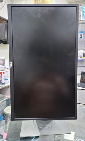 Manama, Electronics, BHD 37,  DELL 24" Full HD IPS Borderless Monitor 180* Rotatable Very Good Working WhatsApp 34593559