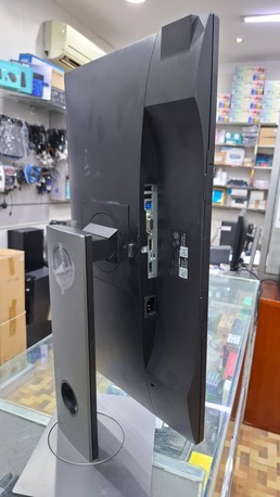Manama, Electronics, BHD 37,  DELL 24" Full HD IPS Borderless Monitor 180* Rotatable Very Good Working WhatsApp 34593559