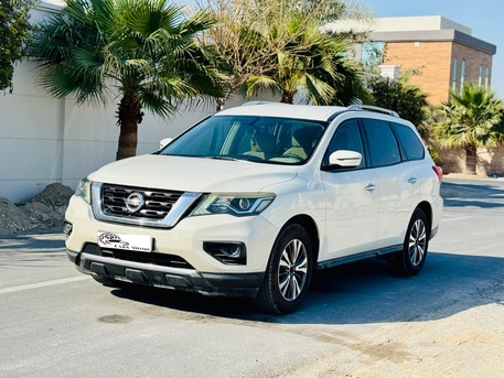 Manama, Vehicles, Cars & Trucks , BHD 1,  Nissan Pathfinder,  2018,  53000 KM,  Low Mileage - First Owner