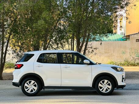 Salmaniya, Vehicles, Cars & Trucks , BHD 4900,  TOYOTA,  2023,  Automatic,  56000 KM,   RAIZE  MODEL SHOWROOM CONDITION USED CAR CALL OR WHATSAPP ON 33665080 ,34355768