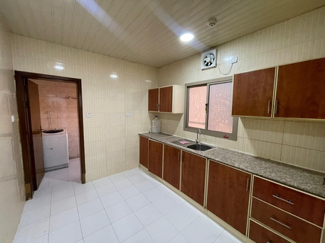 Zinj, Apartments/Houses, BHD 210/year,  1 BR,  EXCELLENT SEMIFURNISHED 1 BHK IN ZINJ OPPOSITE OF NASSER PARMERCY