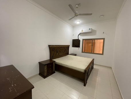 Zinj, Apartments/Houses, BHD 210/year,  1 BR,  EXCELLENT SEMIFURNISHED 1 BHK IN ZINJ OPPOSITE OF NASSER PARMERCY
