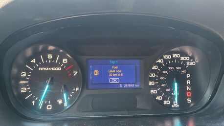 Al Malaz, Vehicles, Cars & Trucks , SAR 25500,  Ford Edge,  2013,  Automatic,  281000 KM,  - Model For Sale