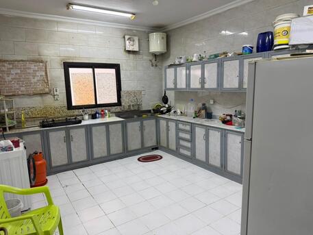 Madinah, Rooms Available, SAR 1000/month,  Well Maintained Furnished Room Available For Individual Prof To Haram)