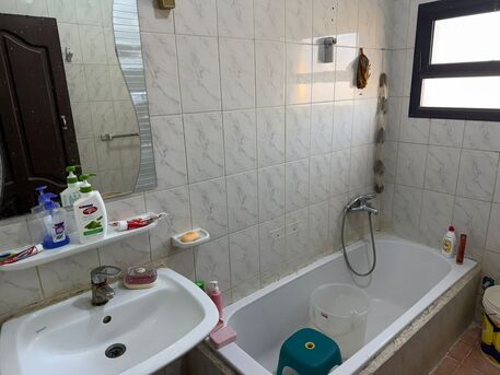 Madinah, Rooms Available, SAR 1000/month,  Well Maintained Furnished Room Available For Individual Prof To Haram)