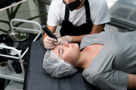 Los Angeles, Beautician, Expert Permanent Makeup Services &mdash; BrowLush Los Angeles