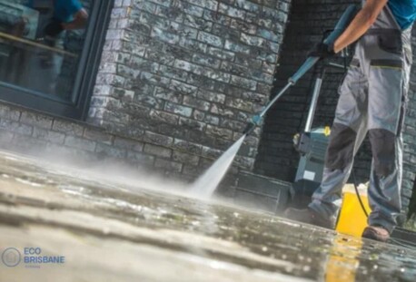 Brisbane, Cleaning, Prevent Algae Growth With Professional Pressure Cleaning Services