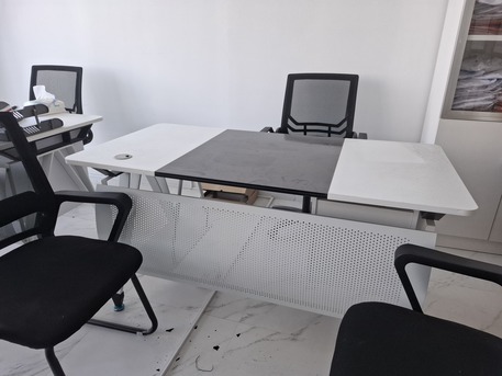 Manama, Furniture, BHD 195,  Full Office Furniture Set &ndash; Great Condition & Ready To Use!