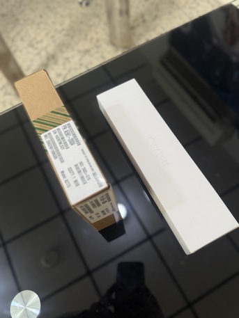 Riyadh, Mobile Phones, SAR 899,  Apple Watch Series 8 (45mm) Gps + Cellular Aluminum Silver/White