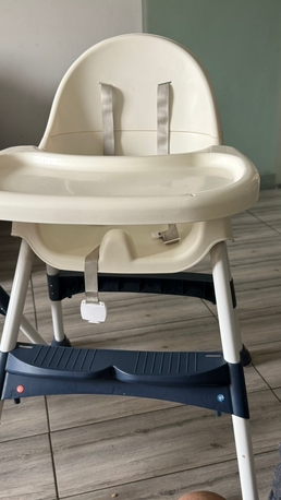 Al Malaz, Baby & Kid Stuff, SAR 400,  Baby Car Seats, Hijack Chairs