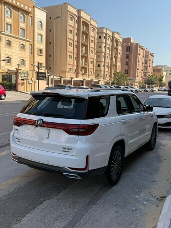 Al Rawabi, Vehicles, Cars & Trucks , SAR 83000,  Changan CS95,  2023,  Automatic,  43000 KM,   Platinum  &mdash; 43,000 Km &mdash; Excellent Condition