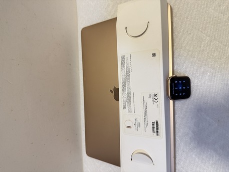 Riyadh, Mobile Phones, SAR 499,  Apple Watch SE (44mm) GPS Gold Aluminum