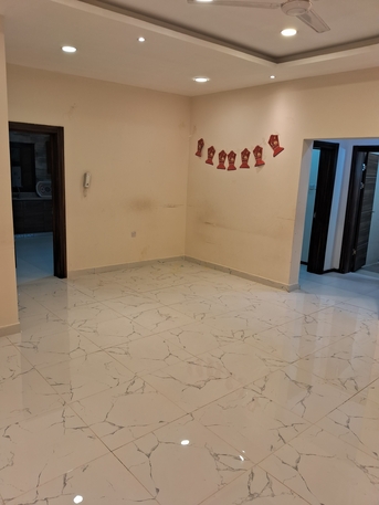 Manama, Apartments/Houses, BHD 300/year,  2 BR,  Including Ewa And Semi-furnished  شامل الكهرباء و نصف مفروشه