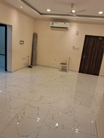 Manama, Apartments/Houses, BHD 300/year,  2 BR,  Including Ewa And Semi-furnished  شامل الكهرباء و نصف مفروشه