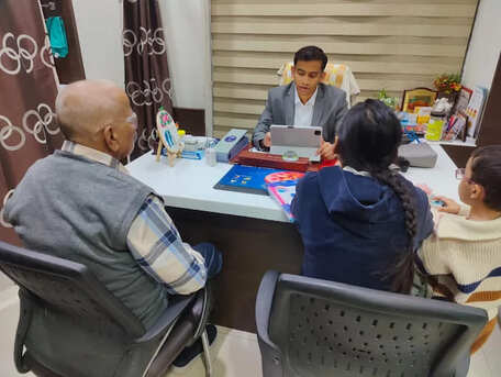 Mumbai, Medical, Dr Priyash Tambi