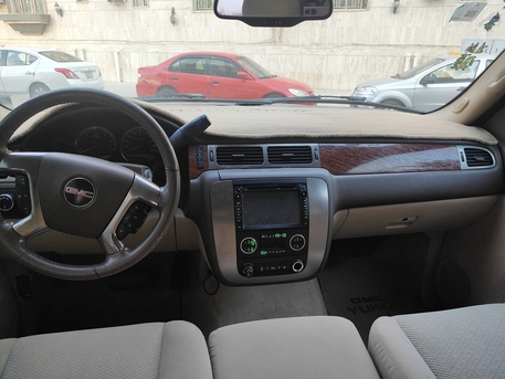 Jeddah, Vehicles, Cars & Trucks , SAR 19000,  GMC Yukon 2007,  2007,  Automatic,  400 KM,