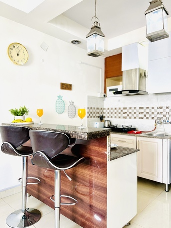 Mumbai, Apts/Flats Wanted, INR 8715/day,  Furnished,  1 BR,  600 Sq. Feet,  1BHK - Defence Colony Market, Lift, Balcony