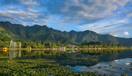 Mumbai, Travel, Srinagar Delights 4 Nights 5 Days Starting From 18000/- Per Person