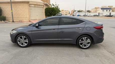 Riyadh, Vehicles, Cars & Trucks , SAR 45000,  Hyundai Elantra,  2018,  Automatic,  159000 KM,  ,  Model , 159,000 Km,