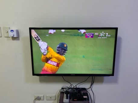 Jubail, Appliances, SAR 450,  To Sell Samsung LED TV 40 Inch At SAR 450