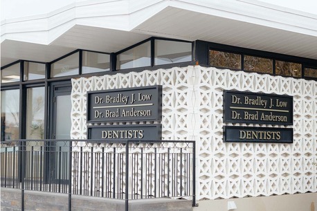 Toronto, Dental, Parkside Dental Clinic