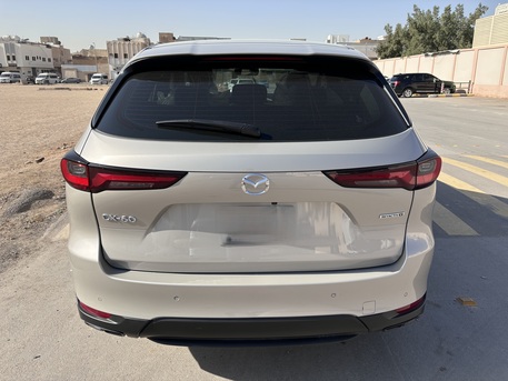 Riyadh, Vehicles, Cars & Trucks , SAR 110000,  Mazda CX-60,  2026,  Automatic,  14000 KM,  Mazda CX60 Core  Very Clean Low Mileage.