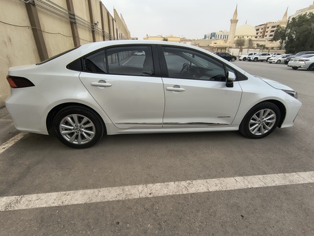 Riyadh, Vehicles, Cars & Trucks , SAR 79000,  Corolla XLI Executive 2000CC,  2025,  Automatic,  30000 KM,  Car For Sale &ndash; Toyota Corolla XLI Executive (2000cc)