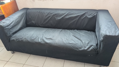 Riyadh, Furniture, SAR 200,  Urgent Sale &ndash; 3 Seater Black Sofa Only 200 SAR