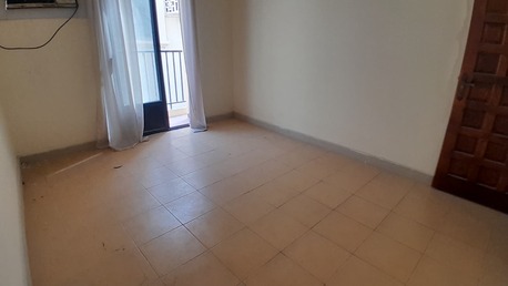 Gudaibiya, Apartments/Houses, BHD 150/month,  2 BR,  Gudaibiya:- 2Bhk Flat With Balconies For Rent For 150bd Without EWA.