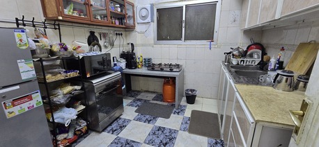 Jeddah, Apartments/Houses, SAR 1333/month,  Furnished,  2 BR,  700 Sq. Feet,  2Bhk Family Flat Furnished For Rent Furnitur Set 5k. Jeddah Sharafiya,Near Al Saja Garden