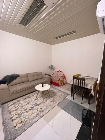 Al Malaz, Apartments/Houses, SAR 2800/month,  2 BR,  2 BHK Villa Portion For 6 Months Rental