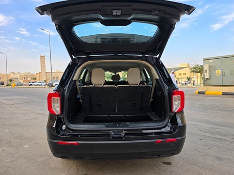 Riyadh, Vehicles, Cars & Trucks , SAR 88000,  Ford Explorer XLT,  2022,  Automatic,  75000 KM,    With Mid Full Options 4WD For Sales (New Shape)