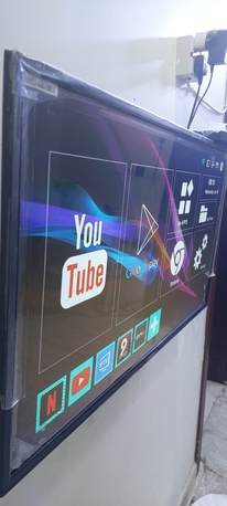 Riyadh, Electronics, SAR 300,  32 Inch LCD And TV Box With Unlimited Channels