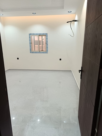 Al Safa, Apartments/Houses, SAR 40000/year,  3 BR,  4 Rooms+ Roof Apartment For Rent In Safa Dist 10