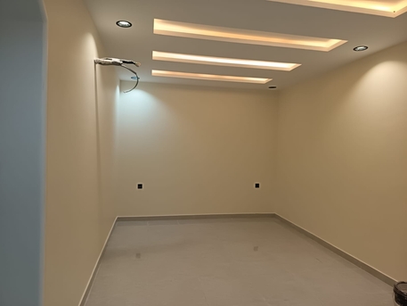 Al Safa, Apartments/Houses, SAR 40000/year,  3 BR,  4 Rooms+ Roof Apartment For Rent In Safa Dist 10