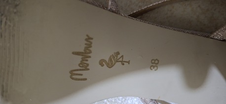 Manama, Clothing & Accessories, BHD 8,  Menbur High Heel