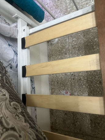 Jubail, Furniture, SAR 250,  White Metal And Wood Bed