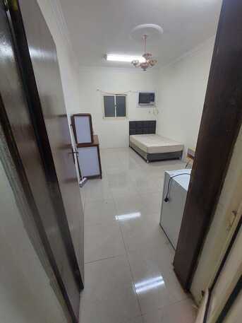 Jubail, Housing Exchanges, SAR 1000/month,  1 BR,  One Room Separate Entrance For Executive Person