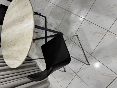 Jeddah, Household Items, SAR 150,  Circle Dining Table And Chairs For Sale