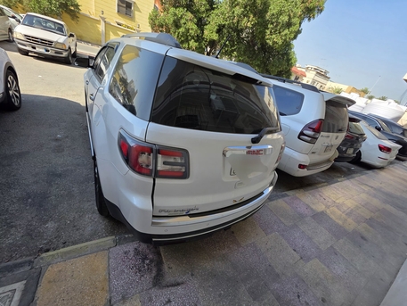 Al Jalawiyah, Vehicles, Cars & Trucks , SAR 35000,  Gmc Acadia,  2016,  Automatic,  200000 KM,