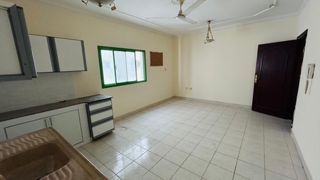 Mahooz, Apartments/Houses, BHD 200/year,  1 BR,  EXCELLENT 1 BHK UNFURNISHED FLAT WITH EWA LIMIT PRIME LOCATION