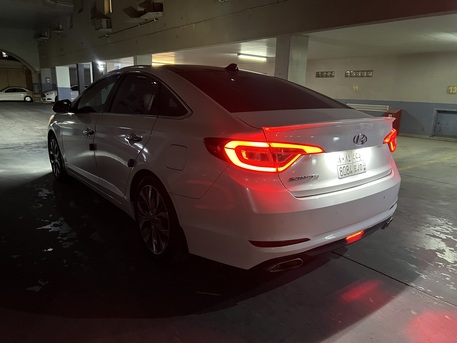 Khobar, Vehicles, Cars & Trucks , SAR 34500,  Hyundai Sonata,  2017,  Automatic,  304000 KM,    &ndash; Full Option | Pearl White |  (Saudi Spec)